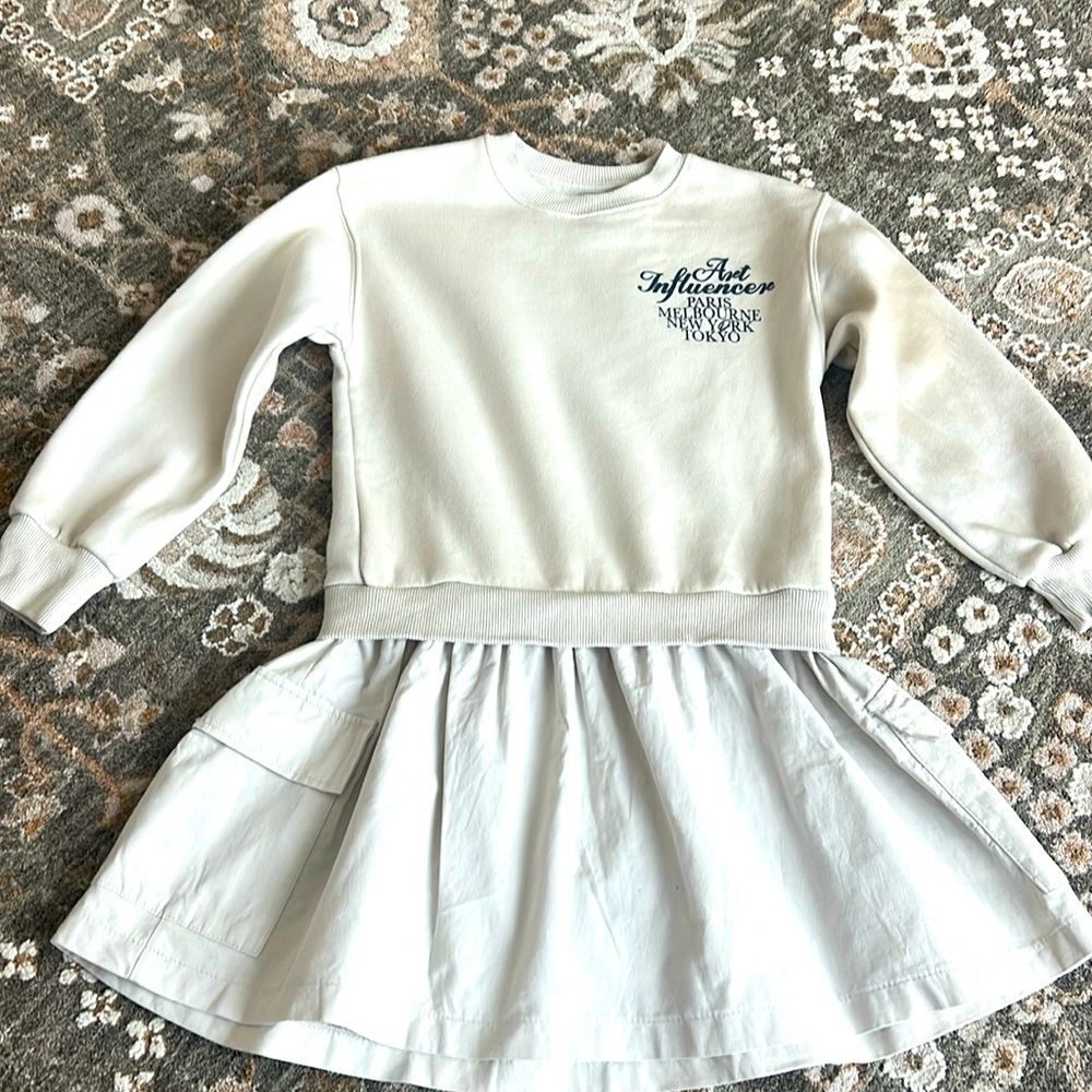 Zara Cream Sweatshirt